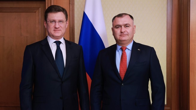 Александр Новак провёл рабочую встречу с президентом Республики Южная Осетия Аланом Гаглоевым