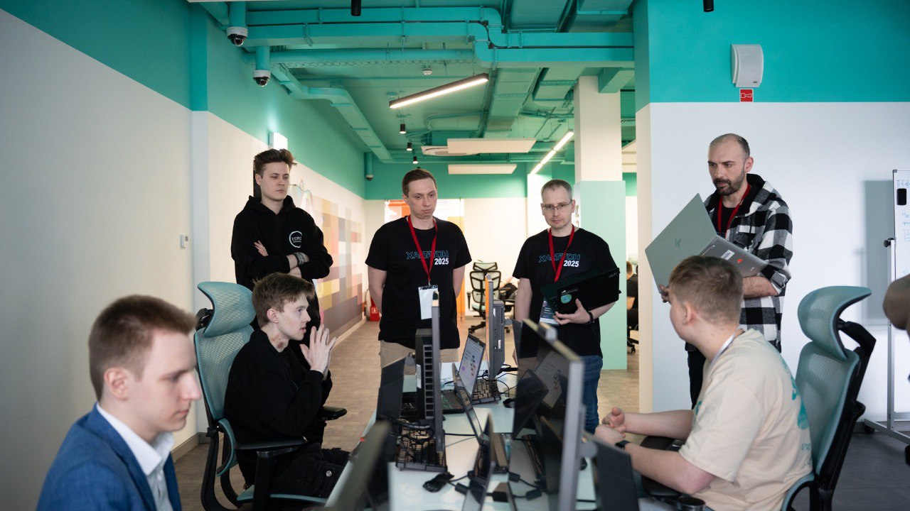 Студенты ЮГУ выступили на X Югорском Хакатоне