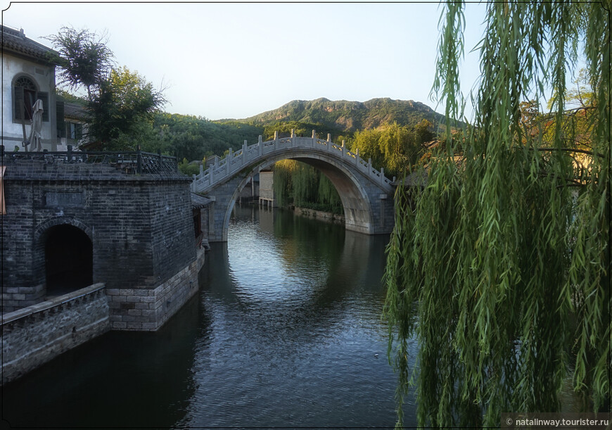 Водный город Губэй и Великая китайская стена