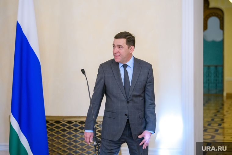 Пресс-подход Евгения Куйвашева и чрезвычайного и полномочного посла Азербайджана в РФ Рахмана Мустафаева. Екатеринбург , куйвашев евгений