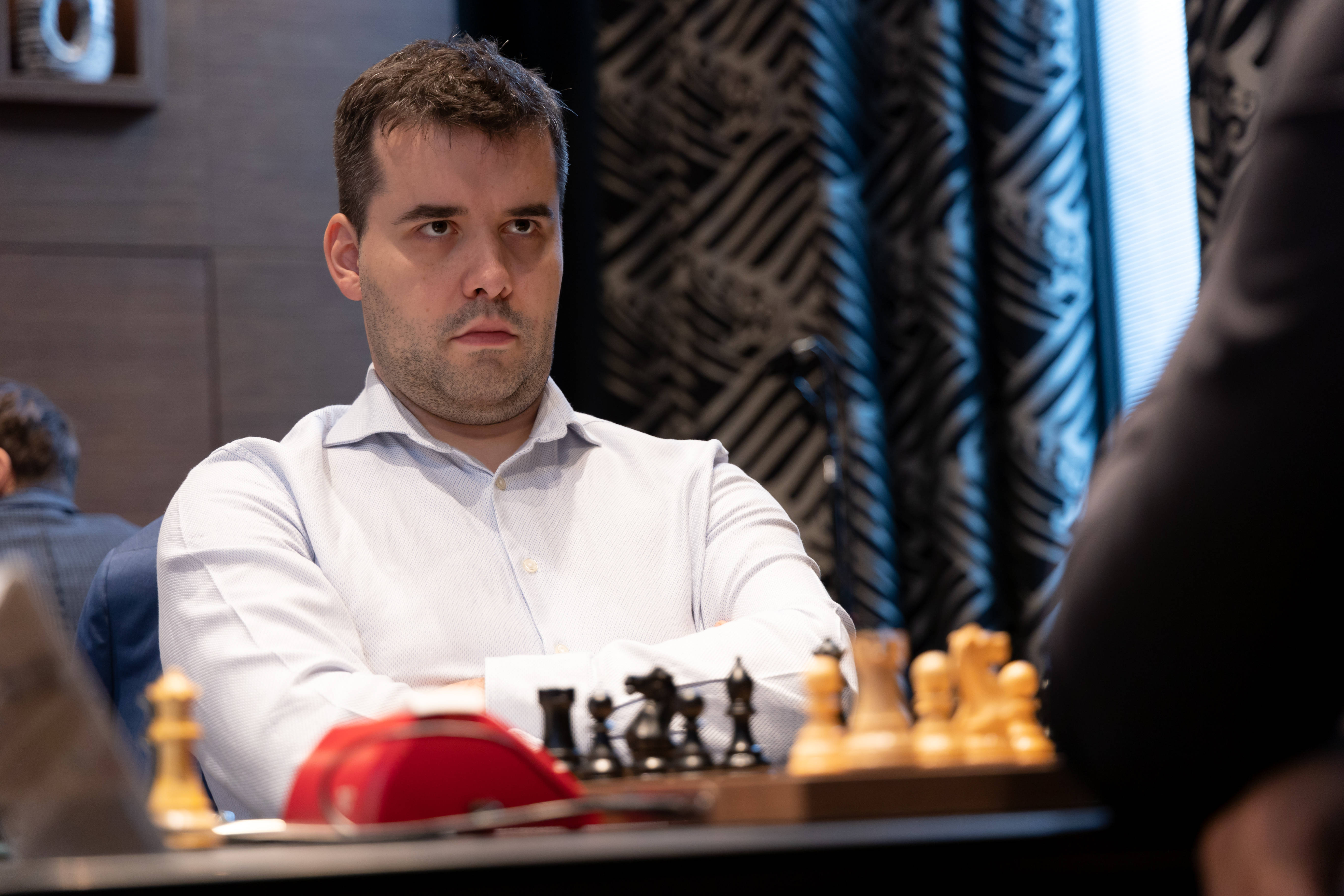 Карлсен непомнящий 2024 блиц. Магнус карлсен шахматист. Карлсен непомнящий 2024 блиц. Магнус карлсен шахматы. Рауф мамедов шахматист.