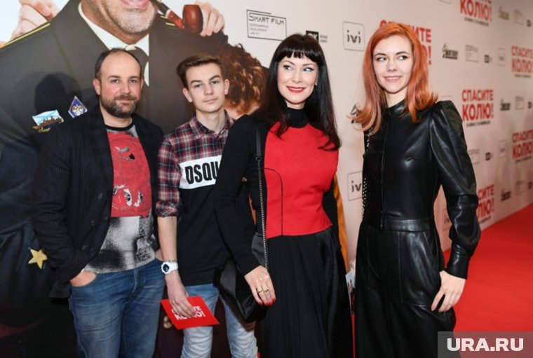 Гришаева, ее муж Нестеров и дети