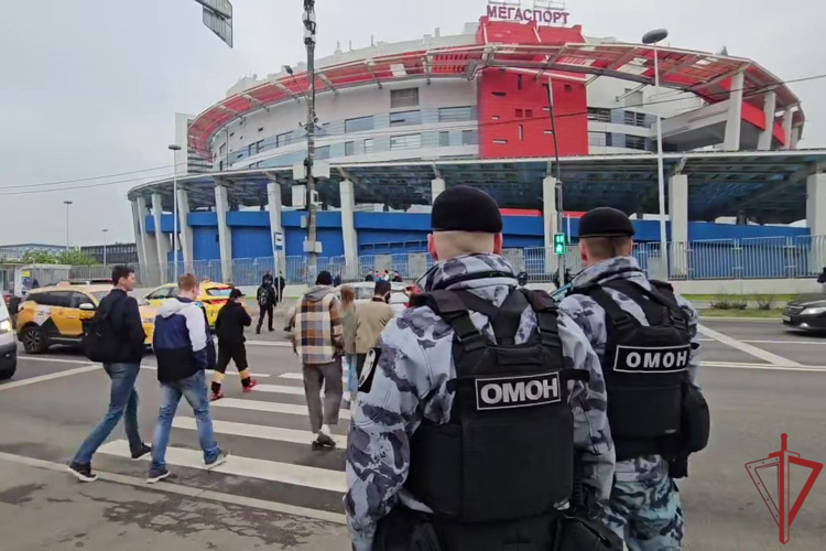 Росгвардия обеспечила безопасность баскетбольного матча в Москве (видео)