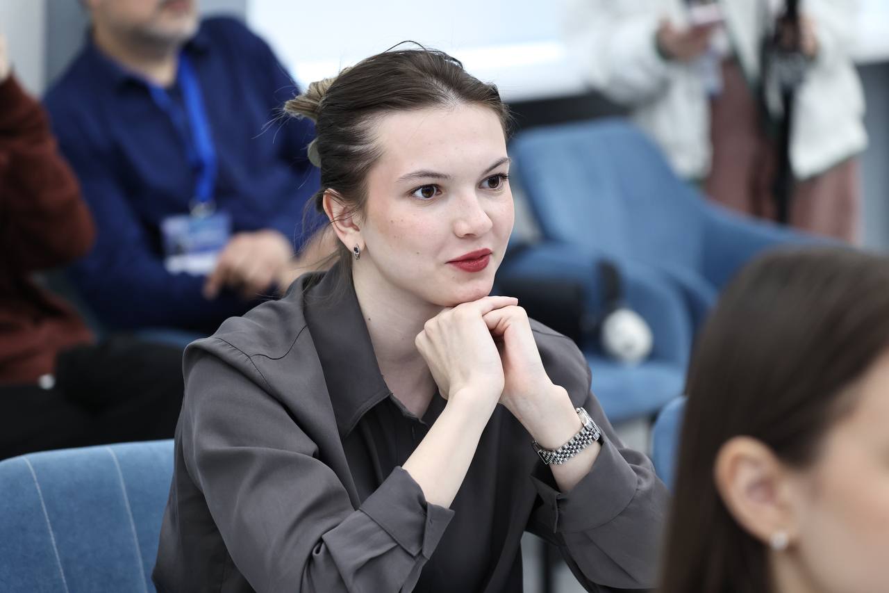 Для космонавта Дмитрия Петелина устроили «космический фуршет» в Челябинске
