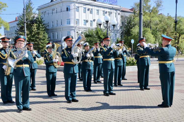 Начальник Управления Росгвардии по Амурской области принял участие в памятных мероприятиях, посвященных 79-й годовщине Победы над милитаристической Японией и окончанию Второй мировой войны