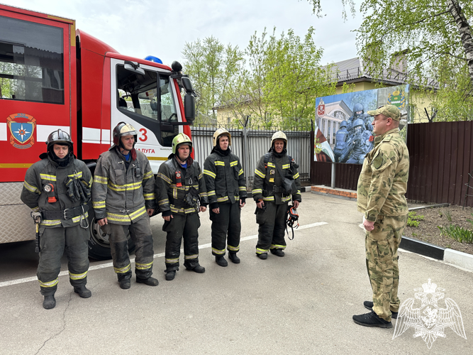 В Управлении Росгвардии по Калужской области прошла практическая тренировка по действиям личного состава в случае возникновения пожара