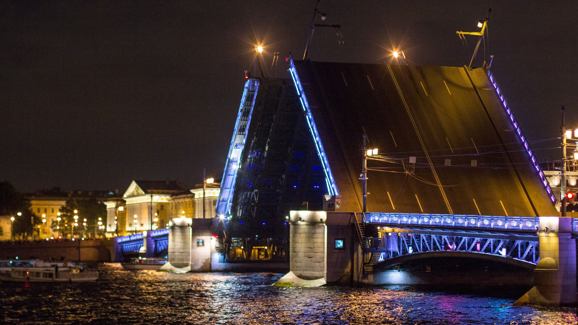 разведенные мосты в петербурге