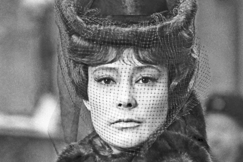 Татьяна Евгеньевна Самойлова в роли Анны Карениной во время съемок фильма «Анна Каренина»