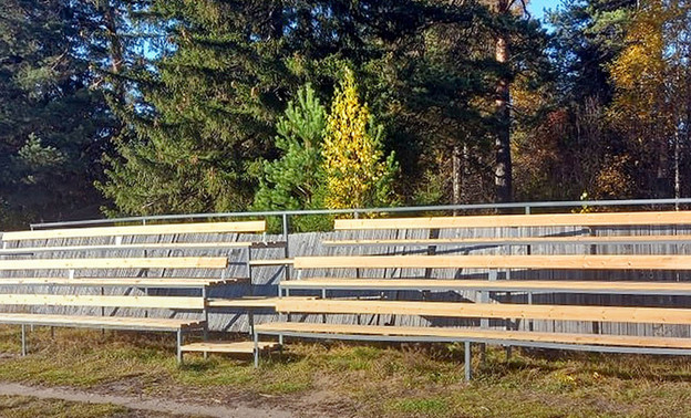 В Песковке привели в порядок стадион