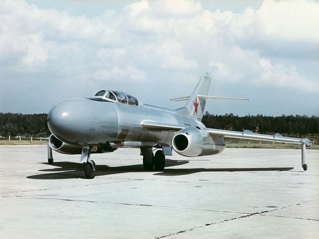 5 Як-25М.jpg