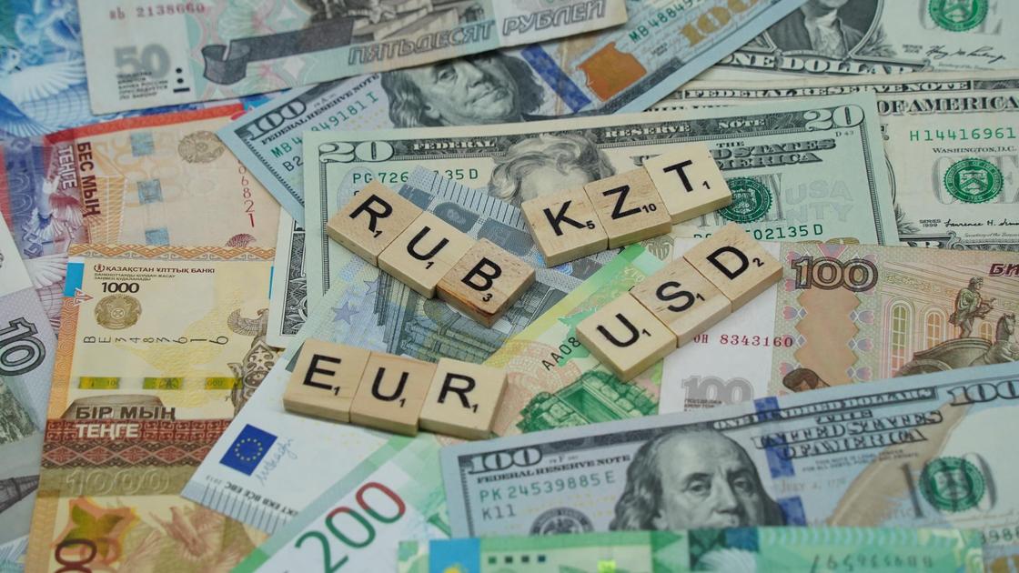 Белорусские деньги. Белорусский рубль фото. Тенге к доллару. Курс тенге. 19 долларов в тенге