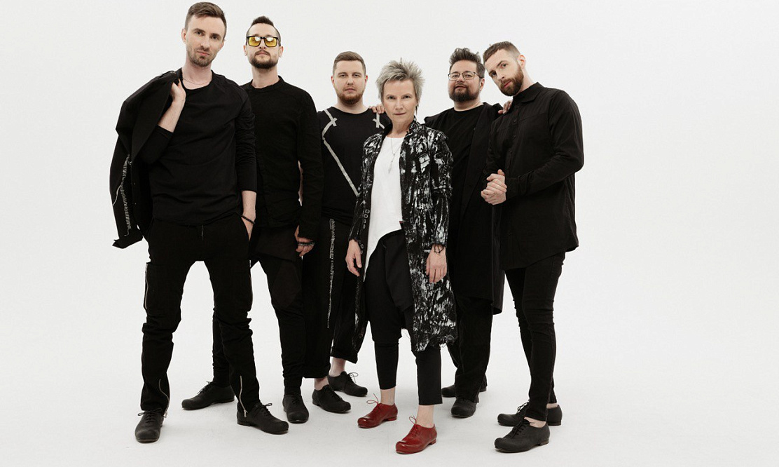 «Сурганова и Оркестр» выступит на фестивале ROOF FEST