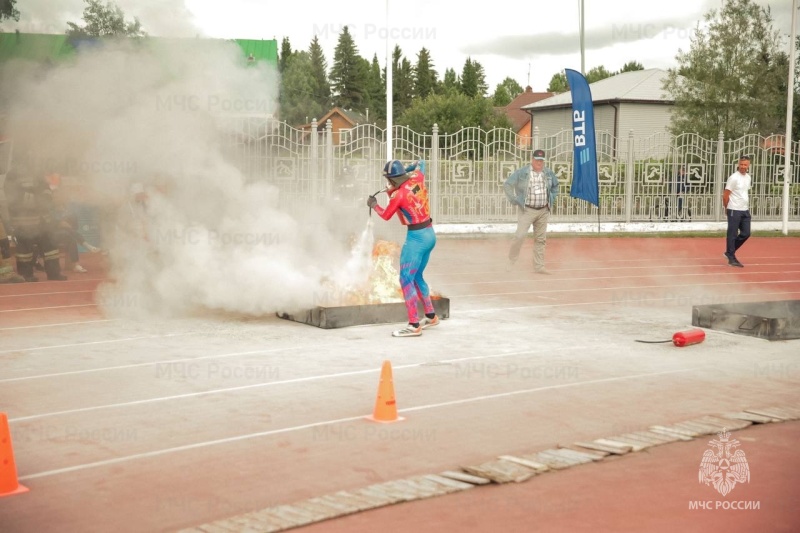 Третий день чемпионата и первенства МЧС России по пожарно-спасательному спорту