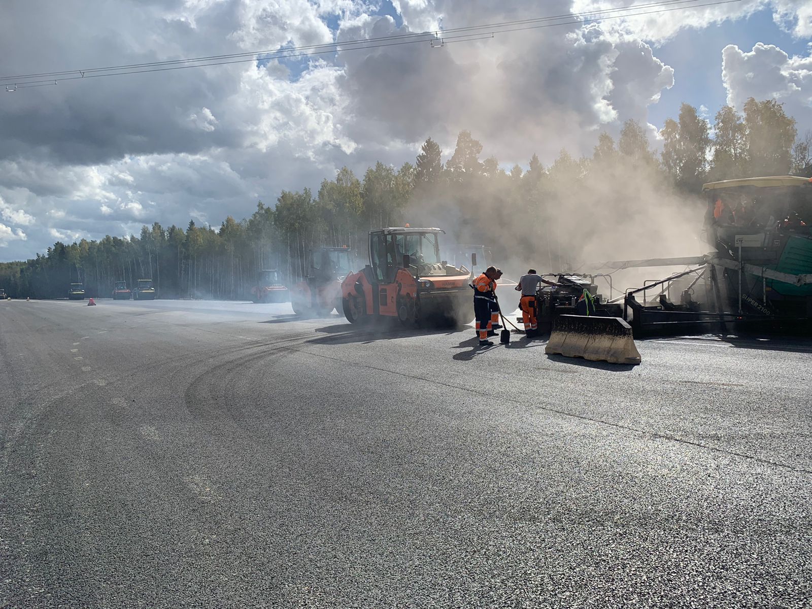 Asphalt laying