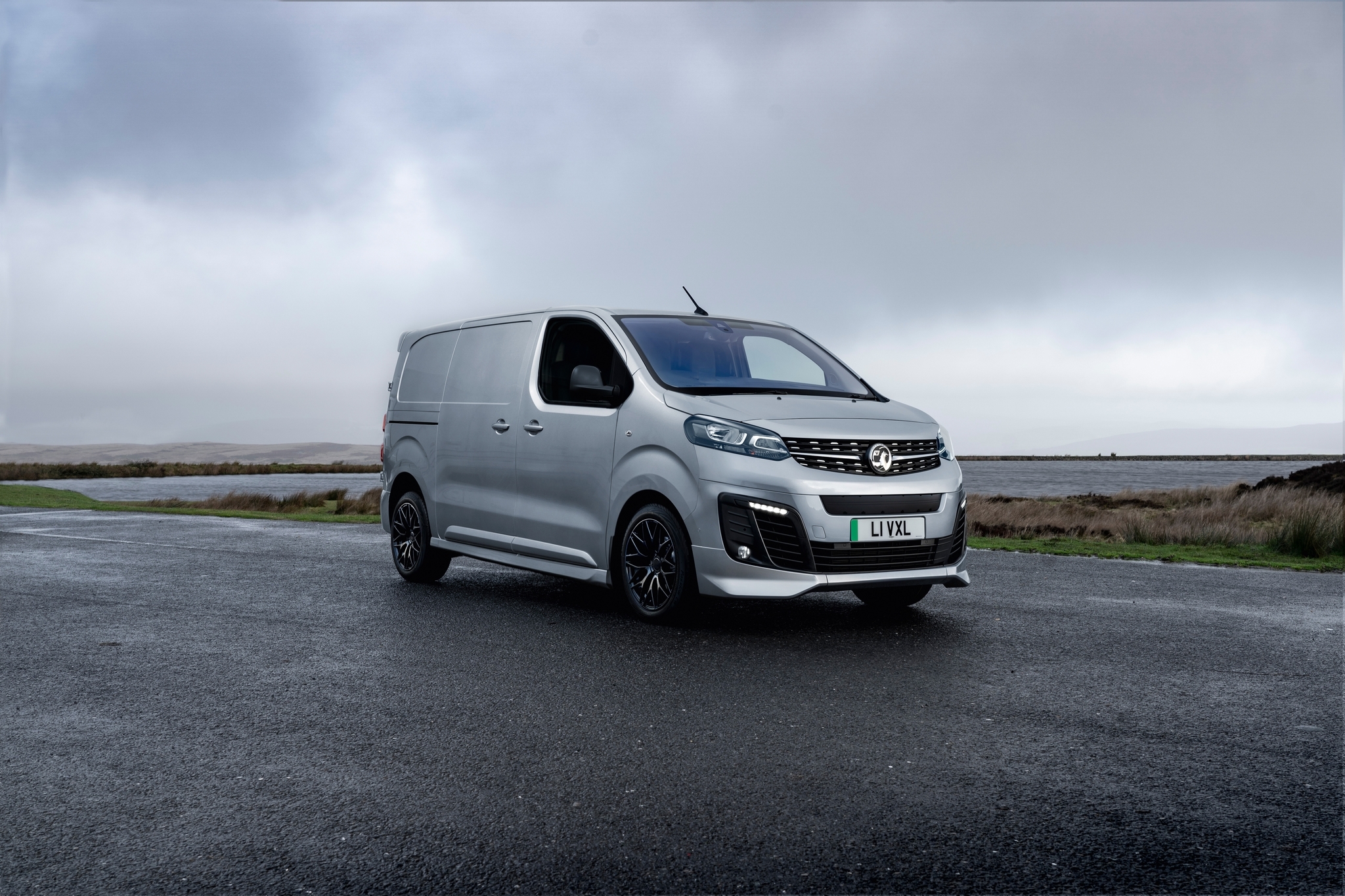 Спорт модификации. Vivaro Electric новое исполнение GS.