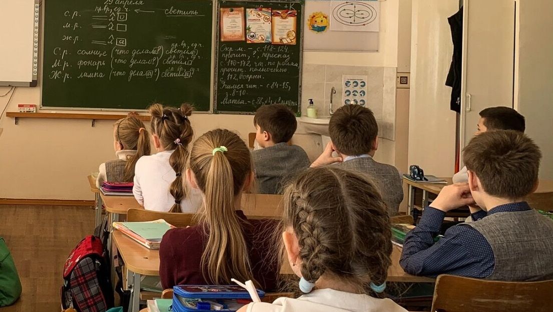 От 3 до 20 тысяч: сколько в красноярских школах детей мигрантов и как их адаптируют?