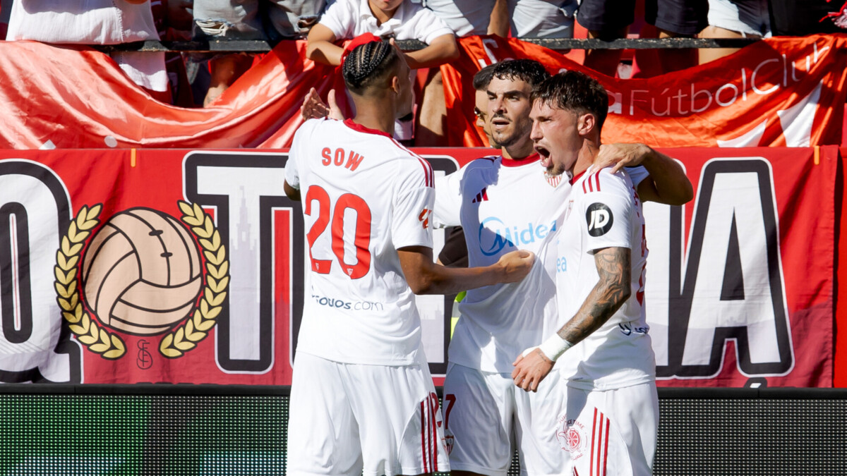 «Севилья» разгромила «Барселону» в матче чемпионата Испании