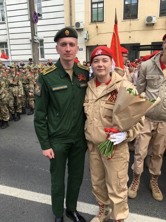 Юнармия девушки. Выпуск академии мчс на красной площади 2022. Эиос агпс. Парад победы в твери 2023. День победы в твери.