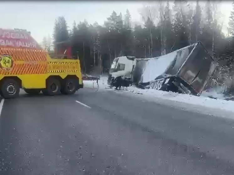 На трассе М5, между Саткой и Бакалом, перекрыли движение из-за аварии