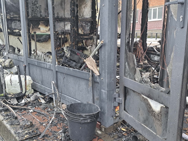 Сгорел КПП производственной базы