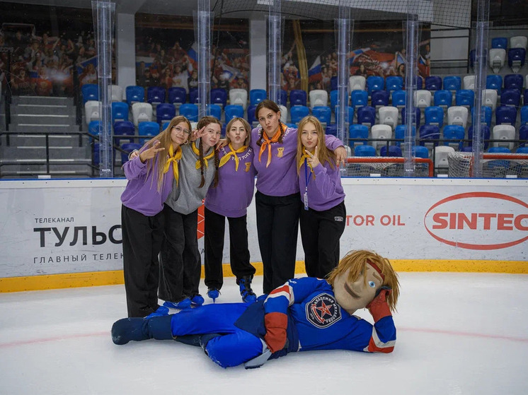 Тульский Ледовый дворец встретил 34 ребенка из ЛНР