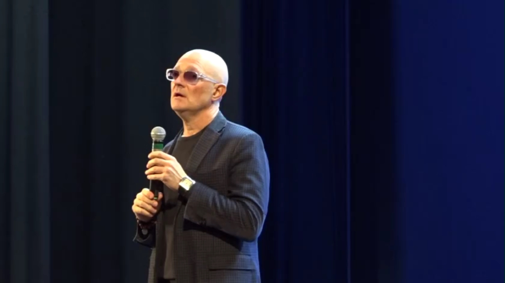 В Брянске актёр Бероев рассказал о любви к профессии