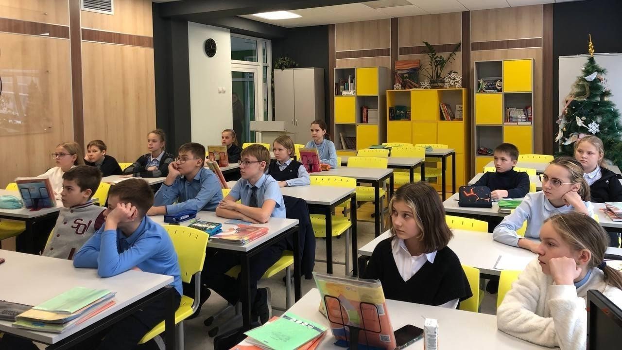 город орел 21 школа. школа имени воробьева. форма кадетов юид. дзюдо фрязино. школа 35 курск.