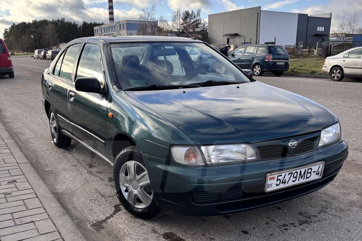 Дешево и сердито: смотрим седаны до $10 000 из базы объявлений