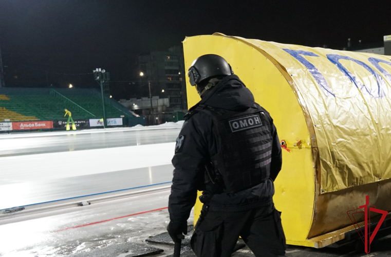 В Архангельске при содействии Росгвардии обеспечена безопасность матча чемпионата России по хоккею с мячом