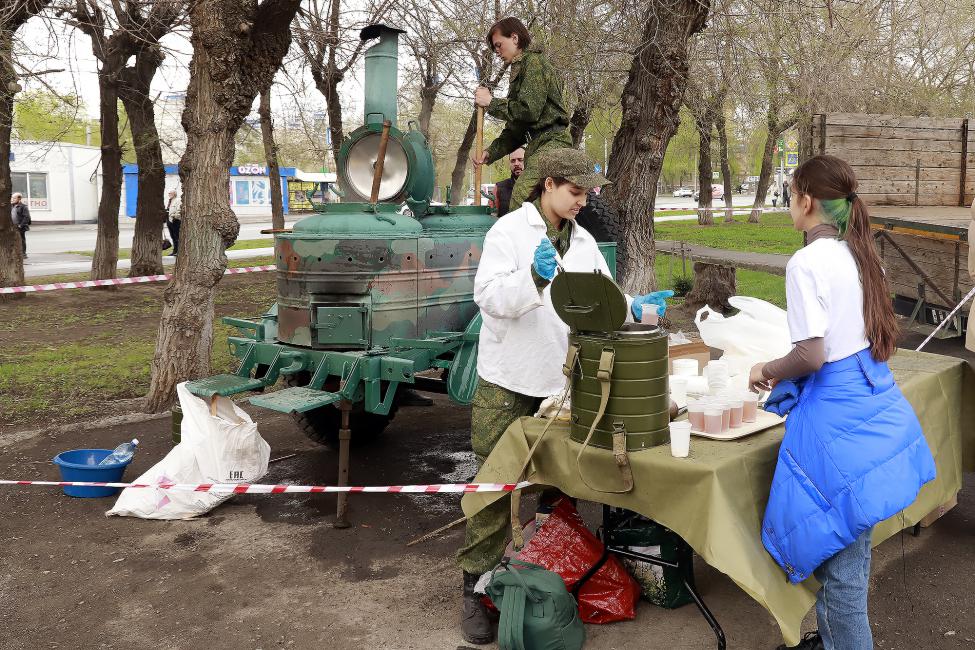 У полевой кухни