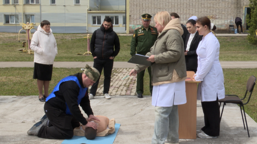 «Я живой!»: школьники и студенты области соревновались в оказании первой помощи - gtrkamur.ru
