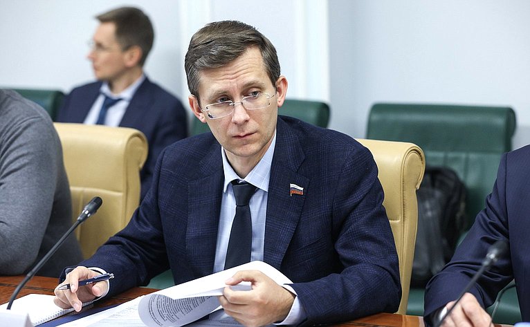 Павел Тараканов