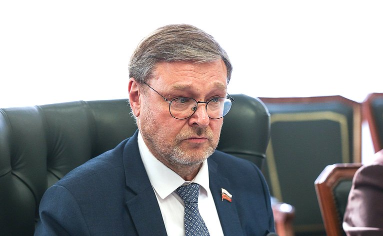 Константин Косачев