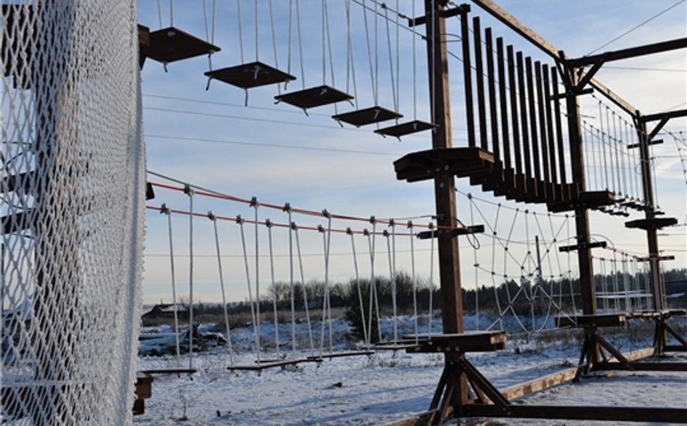 В Алатырском районе построили двухуровневый веревочный парк