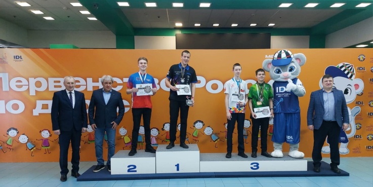 Окуловский дартсмен стал серебряным призером первенства России