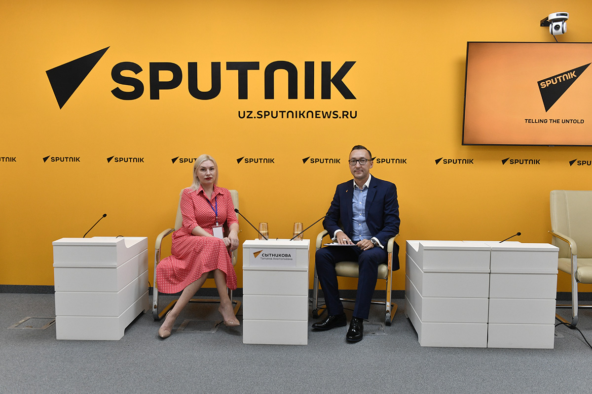 Татьяна Сытникова выступила на пресс-брифинге в пресс-центре «Спутник Узбекистан» (фото: Спутник Узбекистан) 