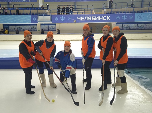 Сотрудники УИС Тюменской области приняли участие в спортивном фестивале «Профсоюзы на льду»