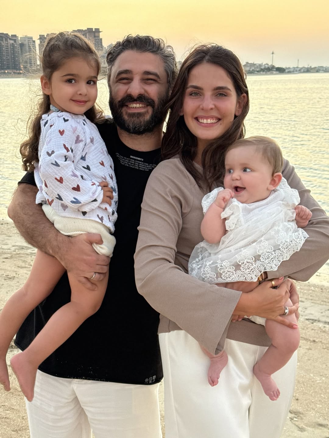 «Гормоны делают невероятные вещи»: Лиза Моряк об изменениях во время беременности