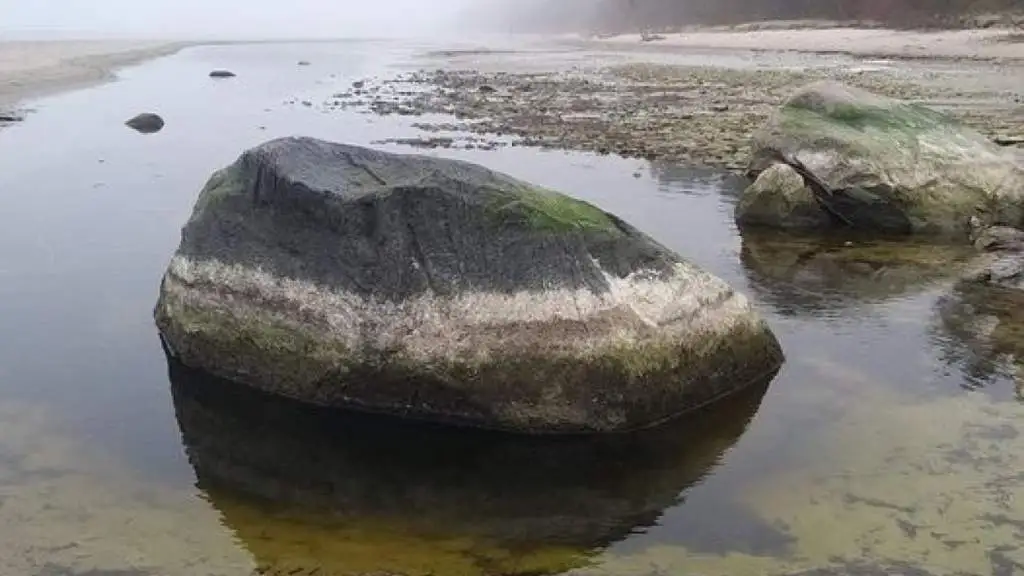 Скопления льда на Гауе сдвинулись к морю, уровень воды в реке упал