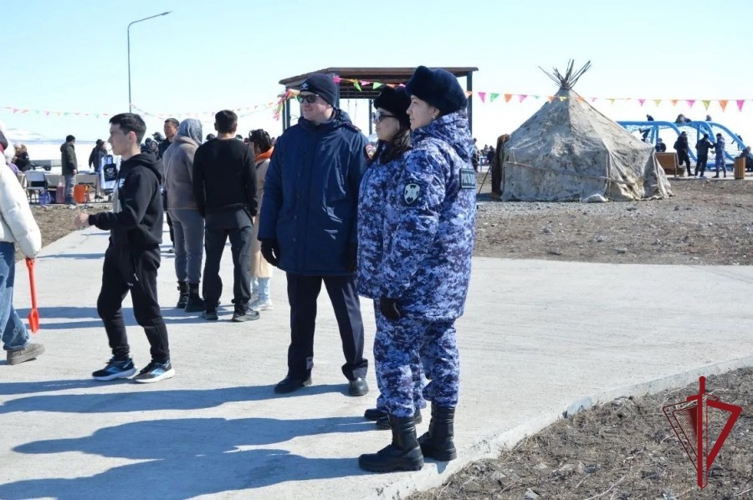 Чукотские росгвардейцы обеспечили охрану общественного порядка на национальном празднике «Кильвэй» 