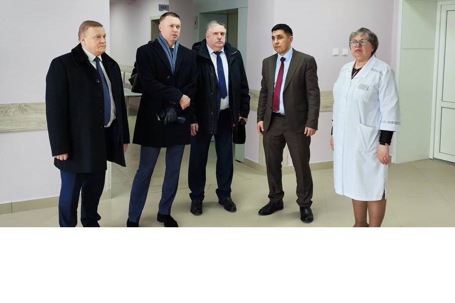 Депутат Виктор Горбунов ознакомился с работой филиала Порецкой районной больницы