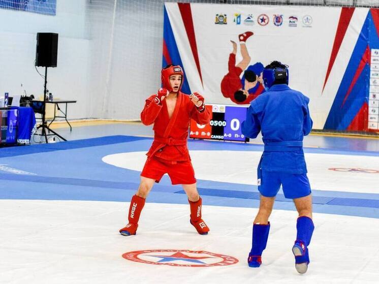 В Нижневартовске определили сильнейших самбистов Югры