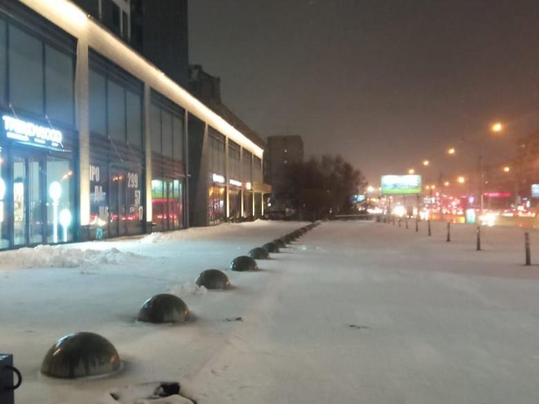 Фото Сугробы и пробки. Новосибирск за ночь завалило снегом. ОНЛАЙН 5