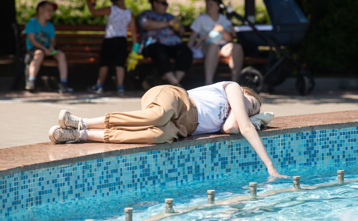В москве охлаждают воздух. Жара в городе. Аномальная жара в москве. Летняя жара. Новый бывший жара.