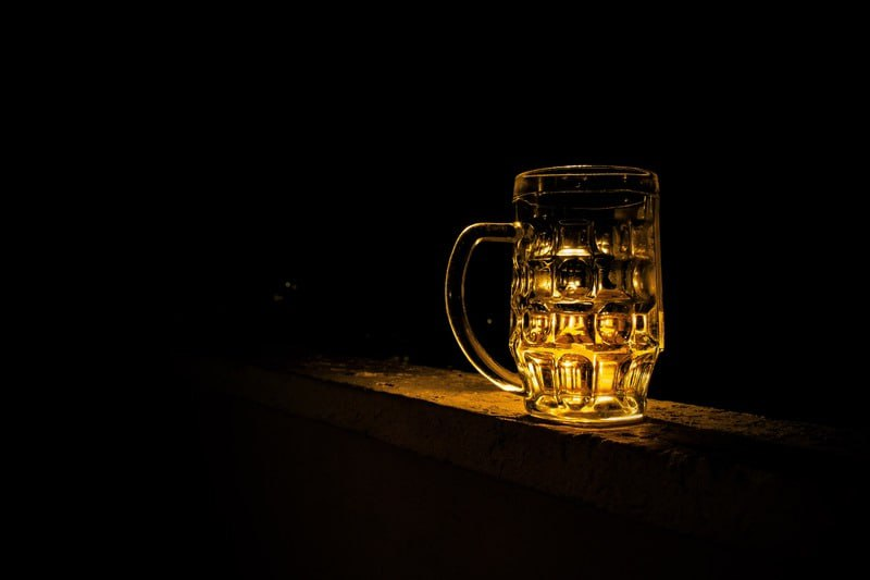 «Известия» предупредили, что пиво в пластике портится быстрее, чем в стекле или жести