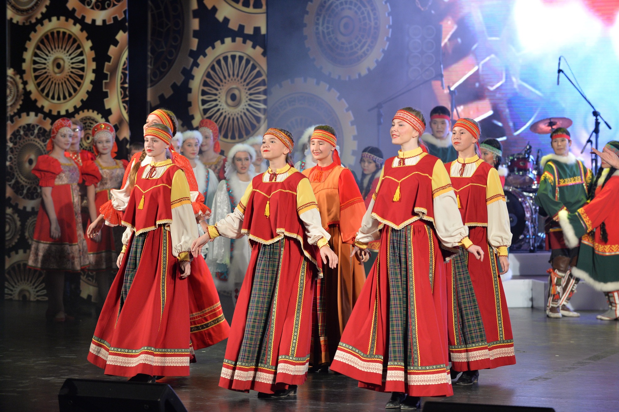 звание заслуженный коллектив народного творчества. вензеля пенза ансамбль руководитель. звание заслуженный коллектив народного творчества. звание хореографического коллектива. звание заслуженный коллектив народного творчества.