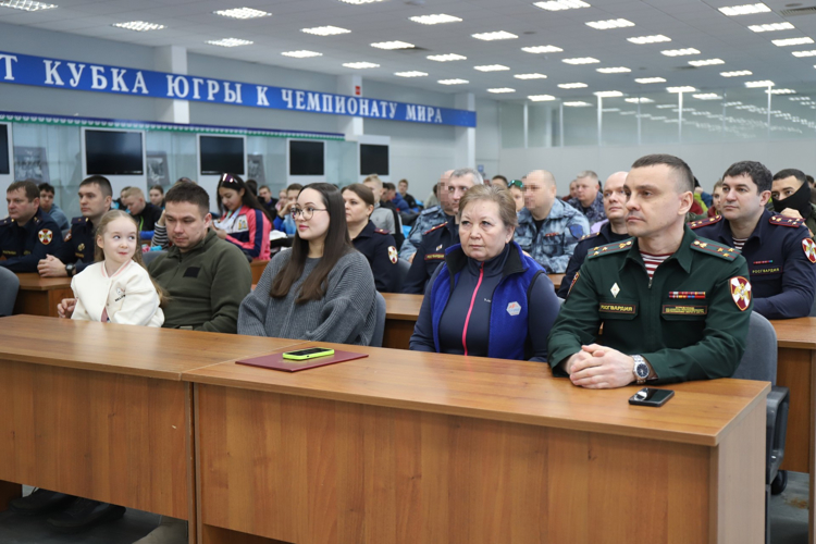 Первенство Югры по биатлону в память о сотруднике ОМОН «Стерх» торжественно завершилось в Ханты-Мансийске