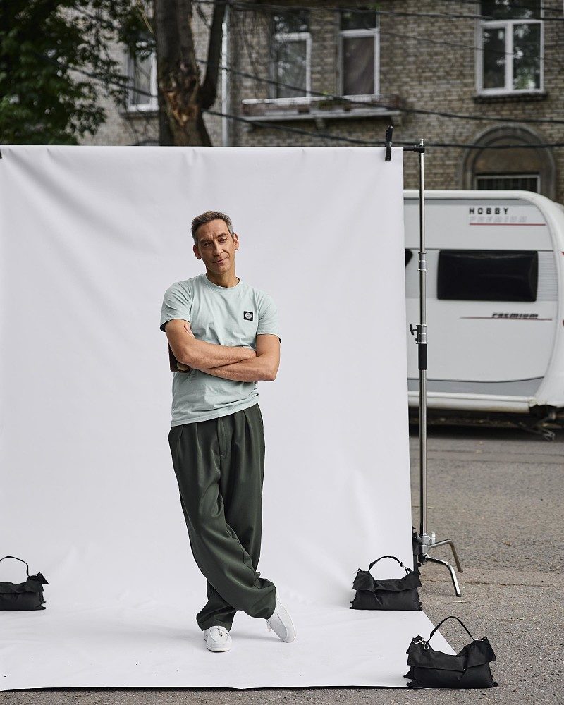 «Я думал, у меня никогда не будет детей»: Артем Ткаченко о родительстве, бессонных ночах и безусловной любви