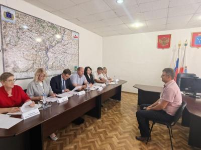 В Ивантеевском районе выбирают нового главу