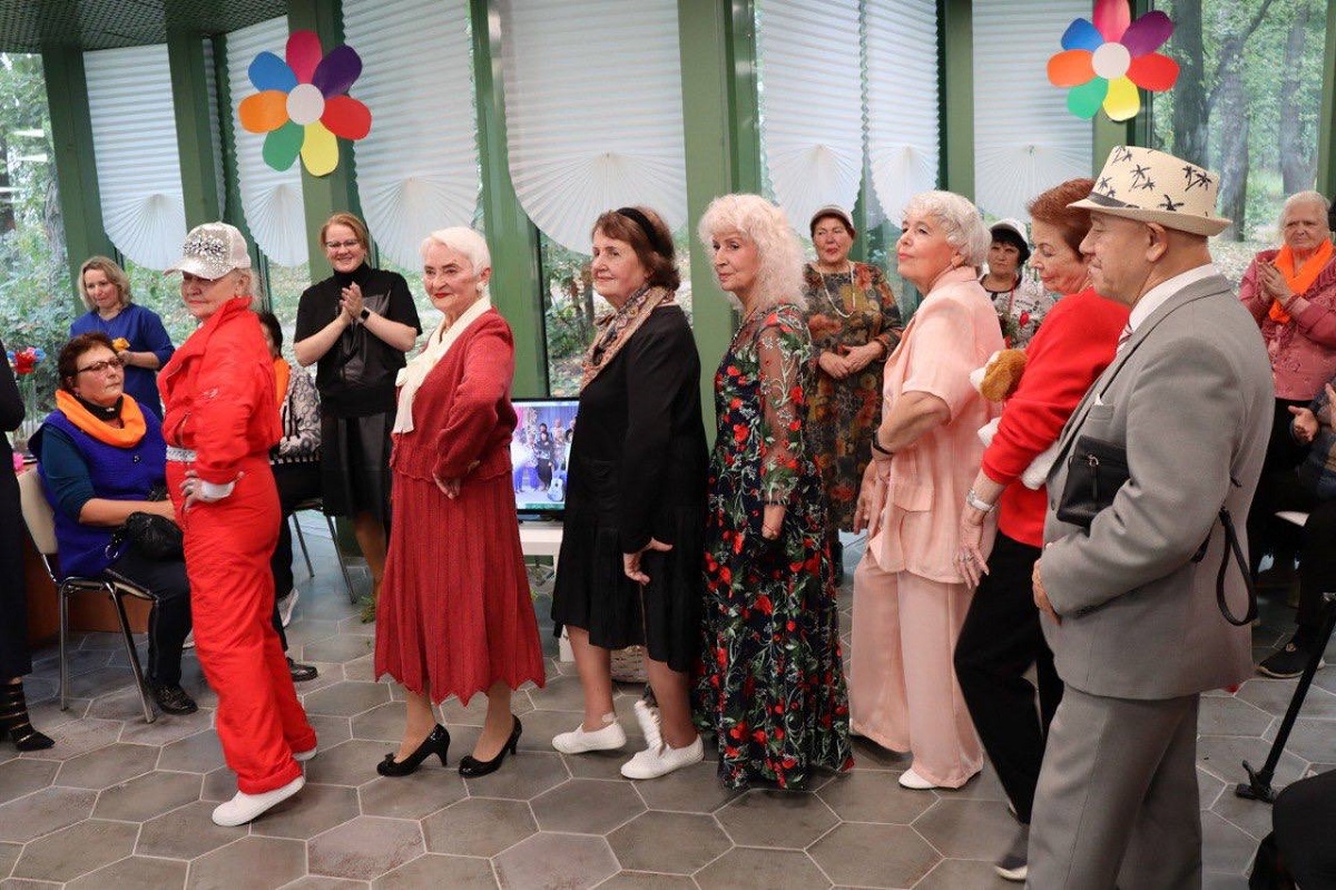 Марафоны, фольклорные вечера и выставки: как в Нижегородской области отметят День пожилого человека